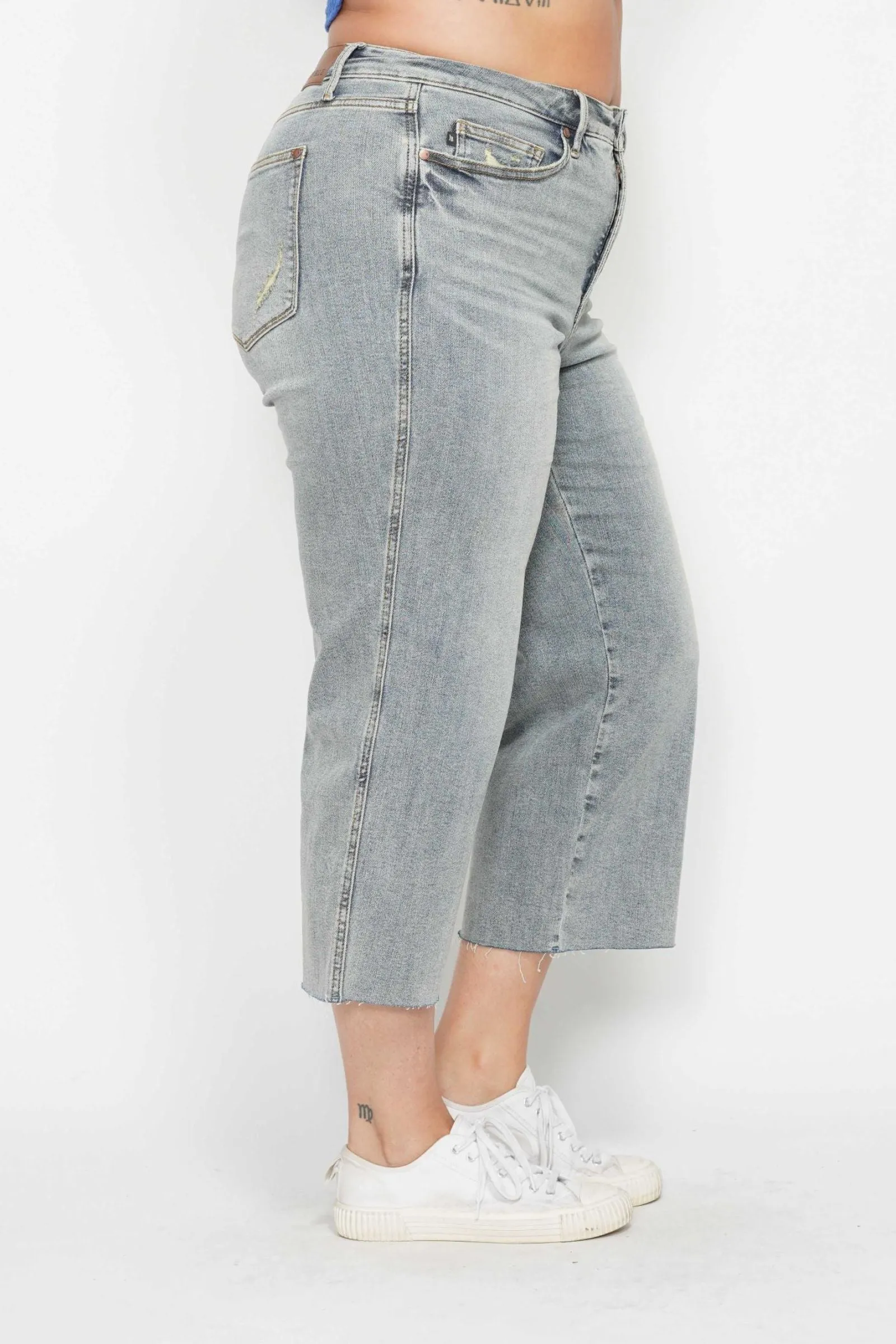 Judy Blue Mid Rise Tummy Control Raw Hem Wide Leg Crop Denim 88903