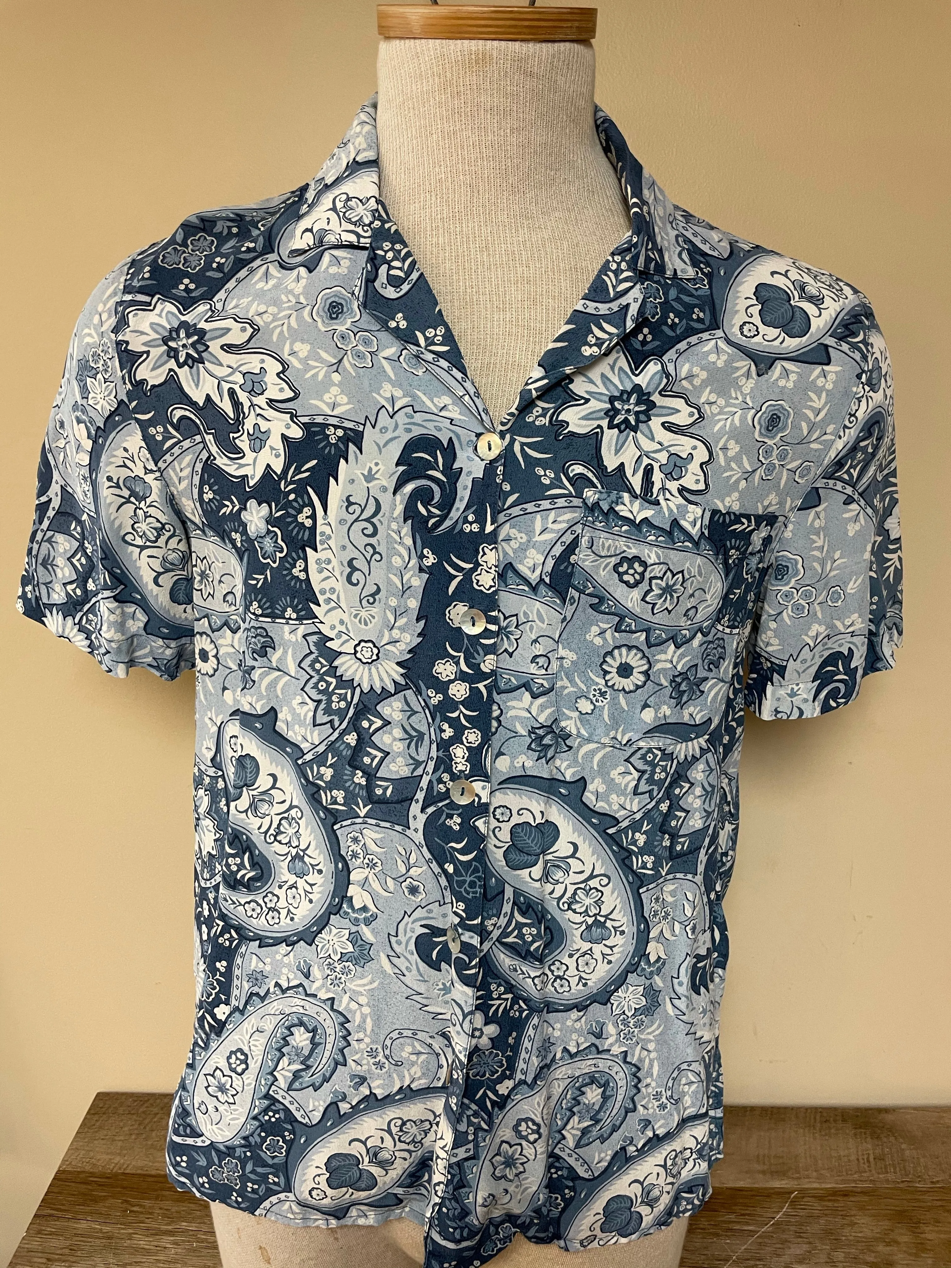 Vintage Alfred Dunner Womens Blue Silk Floral Short Sleeve Top Blouse  Sz 8